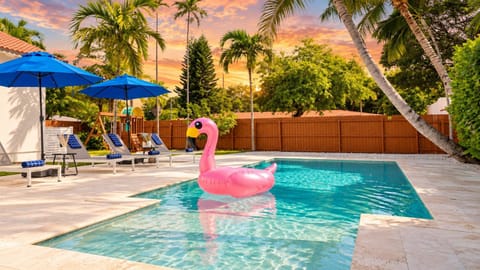 Patio, Natural landscape, Garden, Garden view, Pool view, Swimming pool, sunbed