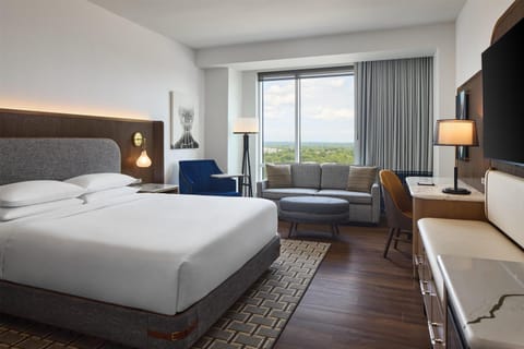 Bed, Seating area, Bedroom