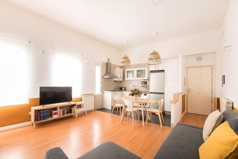 Modern Loft in Madrid Río - Style and Comfort - Manzanares Apartment in Centro