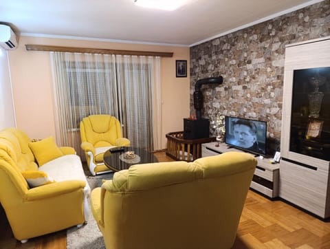 Stan na dan Ilicka Apartment in Federation of Bosnia and Herzegovina