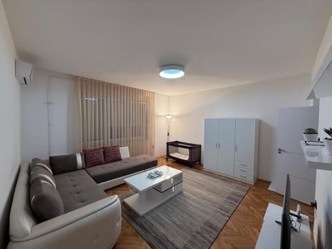 Apartmani HANI Apartment in Serbia