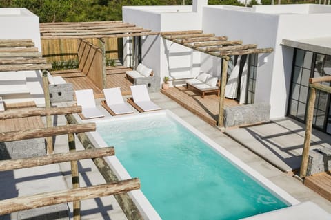 Patio, Swimming pool