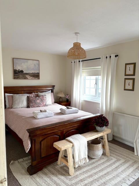 Arlo Townhouse Enniskillen House in Leitrim, Co. Leitrim, Ireland