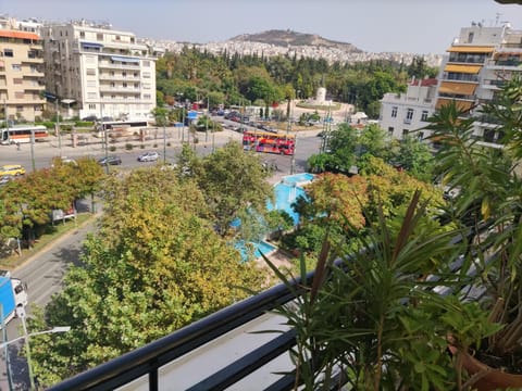 Balcony/Terrace, City view, Landmark view
