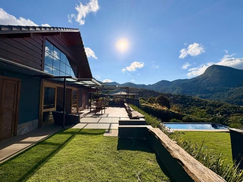 Property building, Day, Natural landscape, Garden, Garden view, Mountain view, Pool view