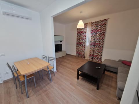 Appartamento Achille Apartment in Emilia-Romagna