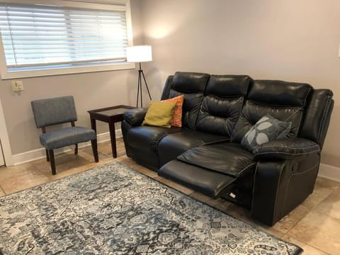 2 bedroom apartment next to LSU campus Apartment in Baton Rouge