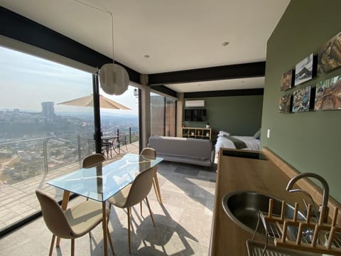 Brick Box Apartment in Santiago de Queretaro