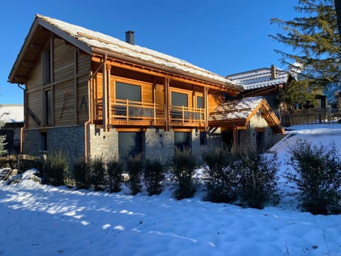 Chalet MAÉ Chalet in Provence-Alpes-Côte d'Azur