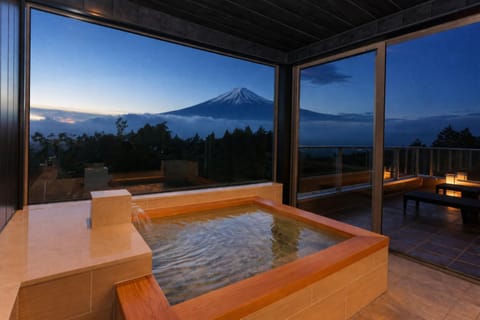 Open Air Bath