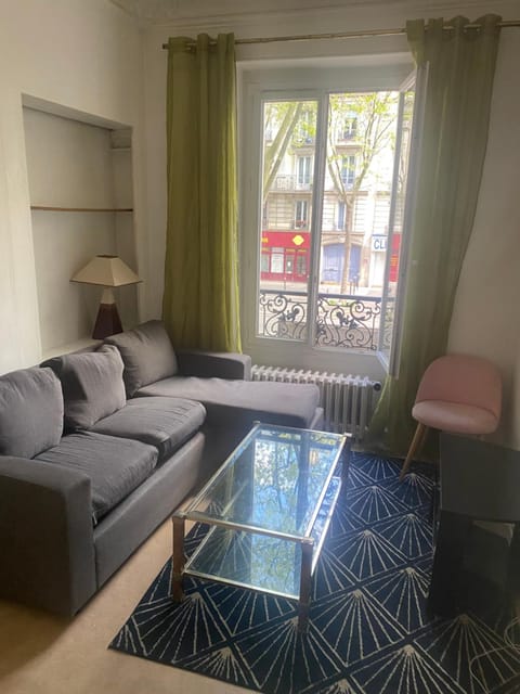 studio grand2 Apartment in Paris