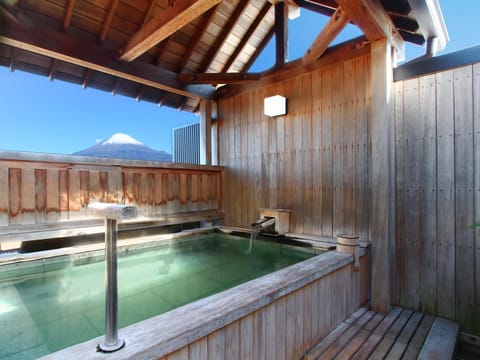 Hot Tub, Open Air Bath