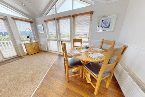 Pebble Beach Resort Campground/ 
RV Resort in Towyn