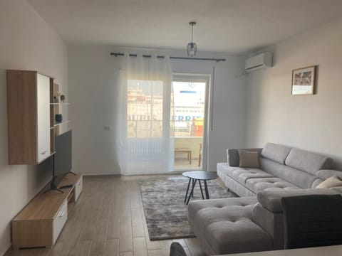 TV and multimedia, Living room, air conditioner