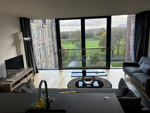Executive Quartermile apartment near to Castle University with park view Apartment in Edinburgh