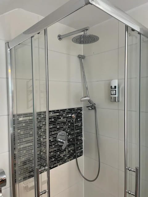 Perfect for 2 - 8 min 2 Downtown Vacation rental in Salzburg