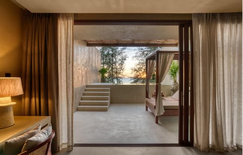 Balcony/Terrace, Swimming pool