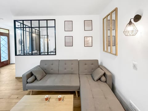 Maison lumineuse avec verrière & grand écran House in Île-de-France