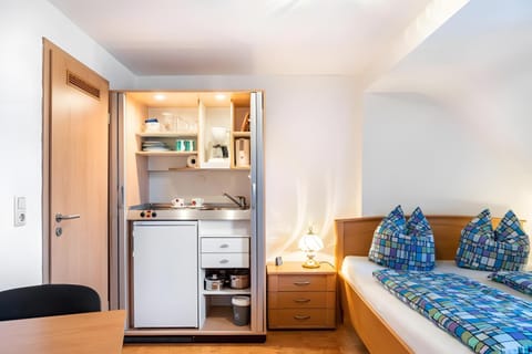 Property building, Living room, Bedroom