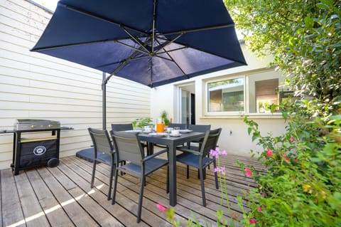 Garden, Balcony/Terrace