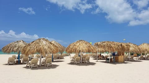 Day, Beach, sunbed
