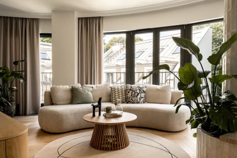 View (from property/room), Living room, Photo of the whole room, Seating area