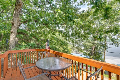 Pet-Friendly Lake of the Ozarks Gem! House in Lake of the Ozarks
