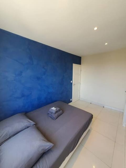 Le carreau parking et balcon-Groupama Stadium-Eurexpo Apartment in Auvergne-Rhône-Alpes