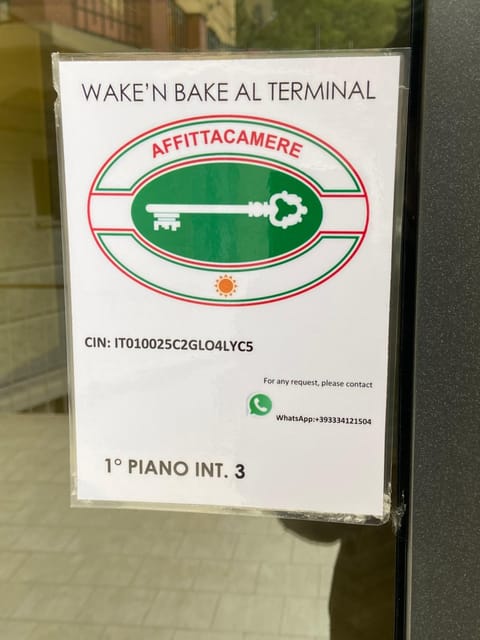 Wake'nBake al Terminal Bed and Breakfast in Genoa
