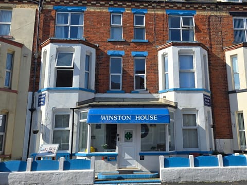 Property building, Facade/entrance, Location