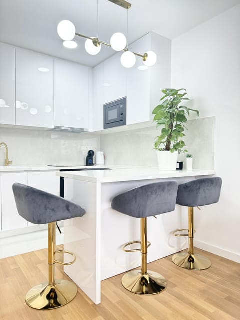 Kitchen or kitchenette, kitchen