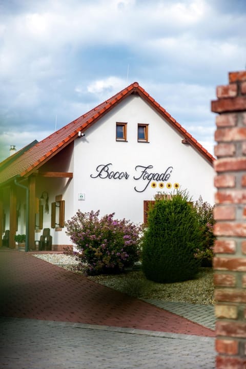 Property logo or sign