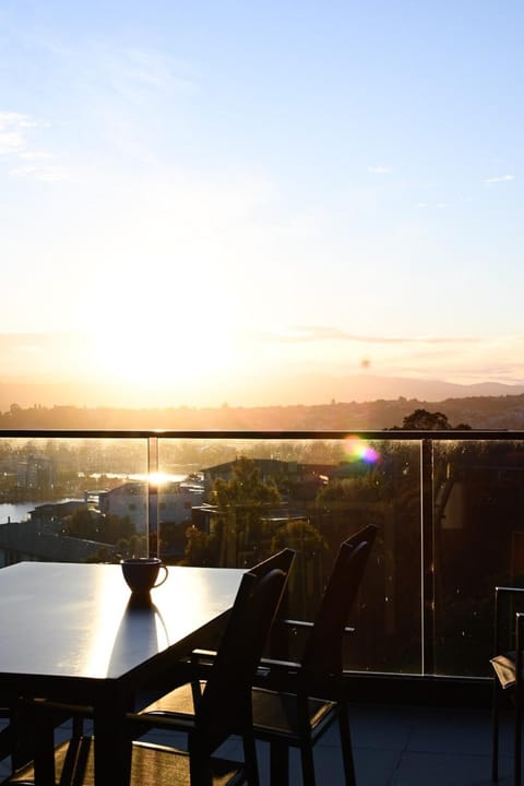 Tamar Views House in Tasmania