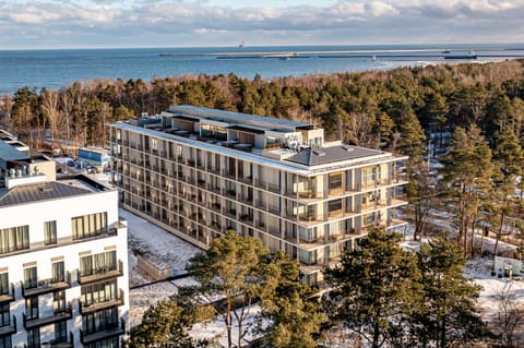 Property building, Day, Natural landscape, Bird's eye view, Winter, Beach