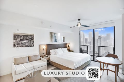 Bed, Balcony/Terrace, Bedroom