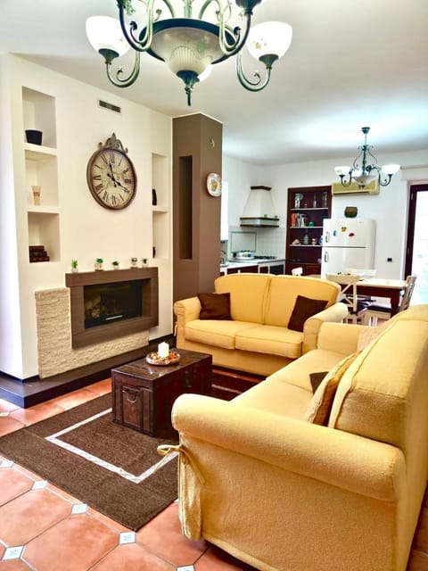 Living room, fireplace