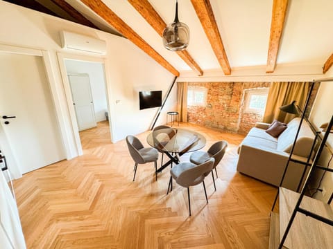 Trieste Boulevard Apartments app 2 Apartment in Trieste