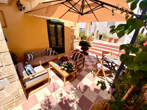 Tortuga Studios Aegina Port Apartment in Argolis, Greece