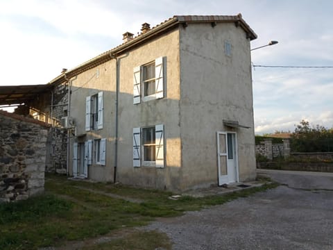 Maison sud Ardèche lavilledieu House in Provence-Alpes-Côte d'Azur