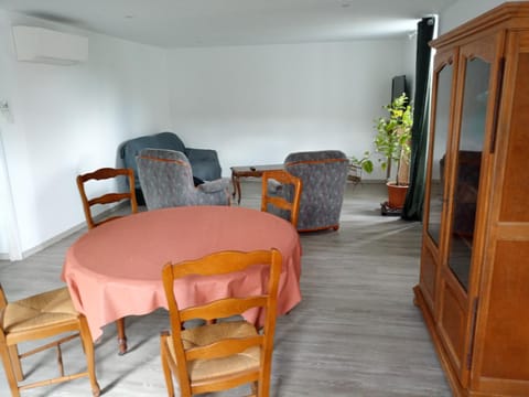 Maison sud Ardèche lavilledieu House in Provence-Alpes-Côte d'Azur