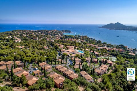 Bird's eye view, Sea view