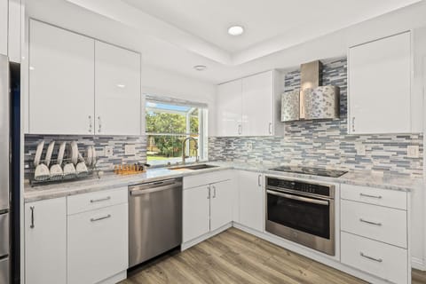 Newly Remodel Luxury Home with Hotel-Like Amenity Villa in Rowland Heights
