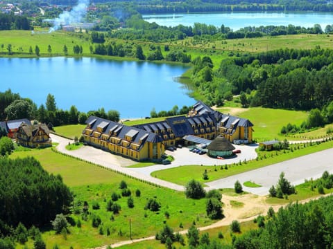 Bird's eye view, Fishing, Garden, Horse-riding, Canoeing, Hiking, Cycling, Diving, Garden view, Lake view, Sports