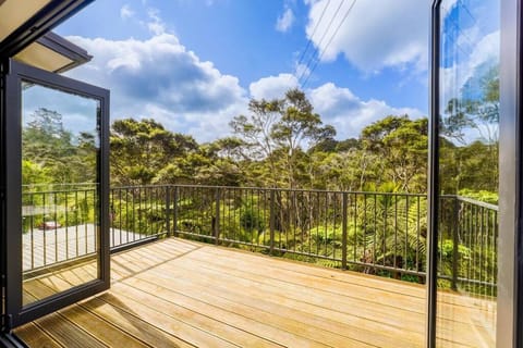 Family Friendly 4 Bedrooms House in Dairy Flat Villa in Auckland