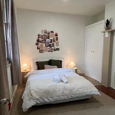 Down to the Green Homestay Vacation rental in Hobart