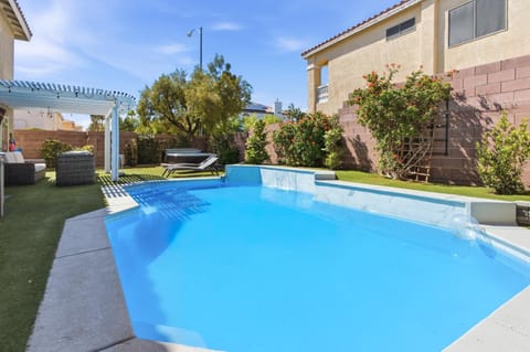 Day, Garden, Garden view, Pool view, Swimming pool