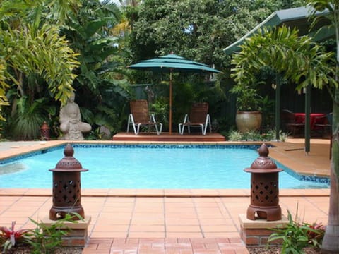 Swimming pool, Swimming pool