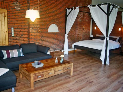 Living room, Photo of the whole room, Bedroom