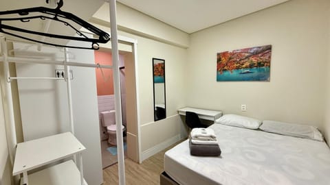 Shower, Toilet, Bed, View (from property/room), Photo of the whole room, Bedroom, towels