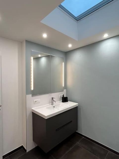 Frühlingswochen - wandern - radeln - BERGSEERUHE - FeWo Iseler Apartment in Tyrol